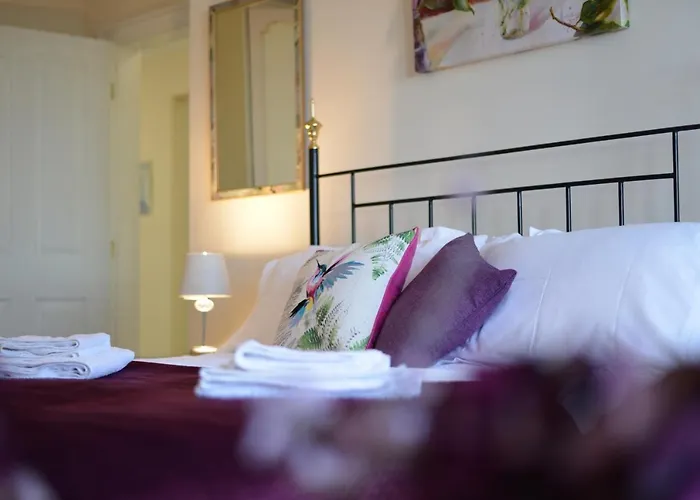 Apartamento Superb Penthouse With Balcony, Lift, Parking, Views